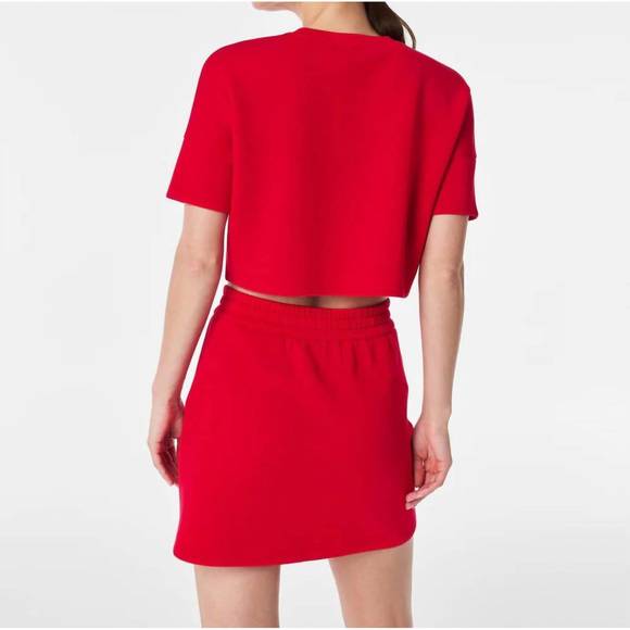 NEW SPANX air essentials cropped pocket tee in spanx red - Picture 2 of 4